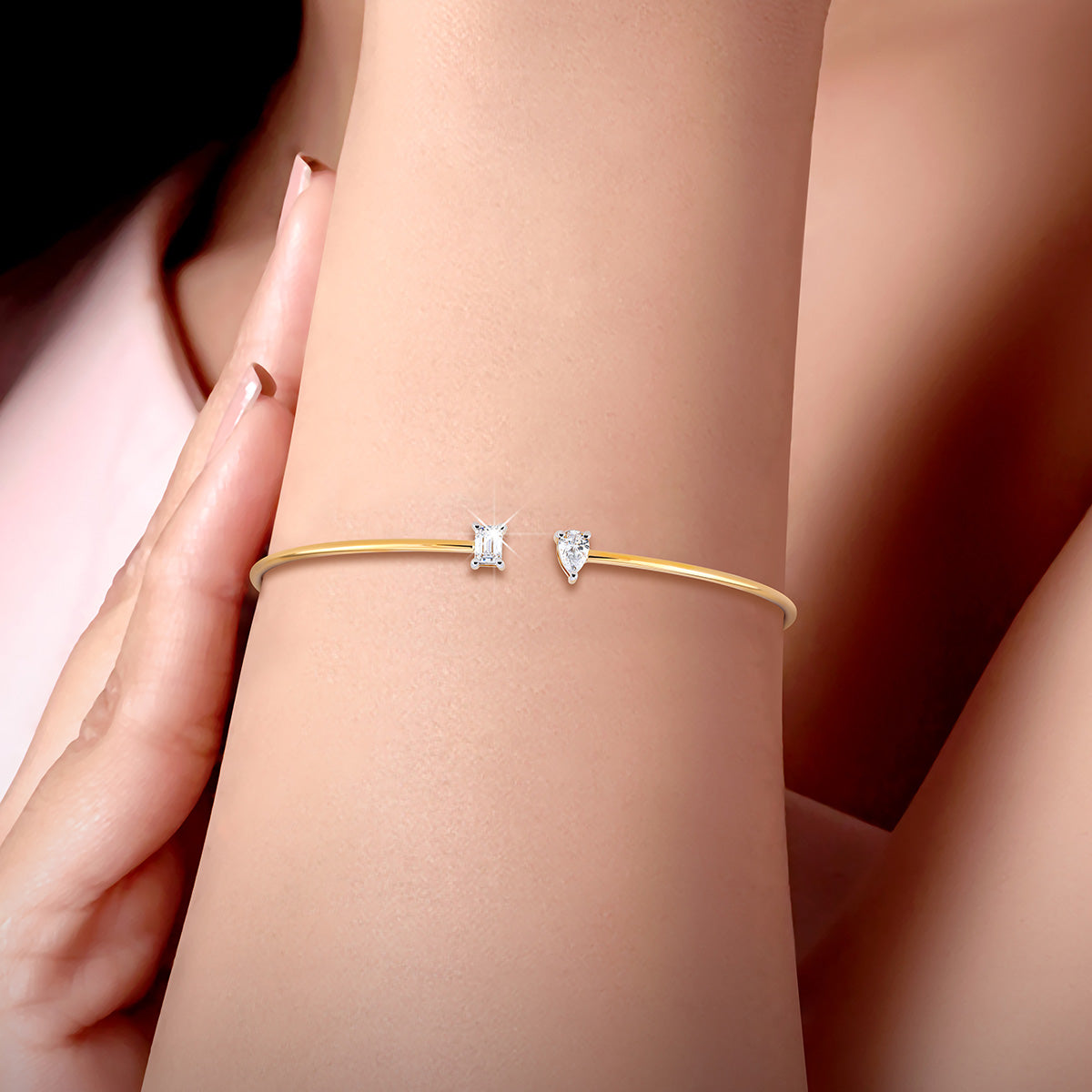Lab-Grown Diamond Toi et Moi Flexx Bangle in 10ct Gold