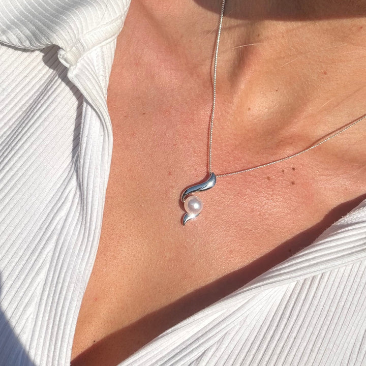 Ikecho Patricia Freshwater Pearl Pendant