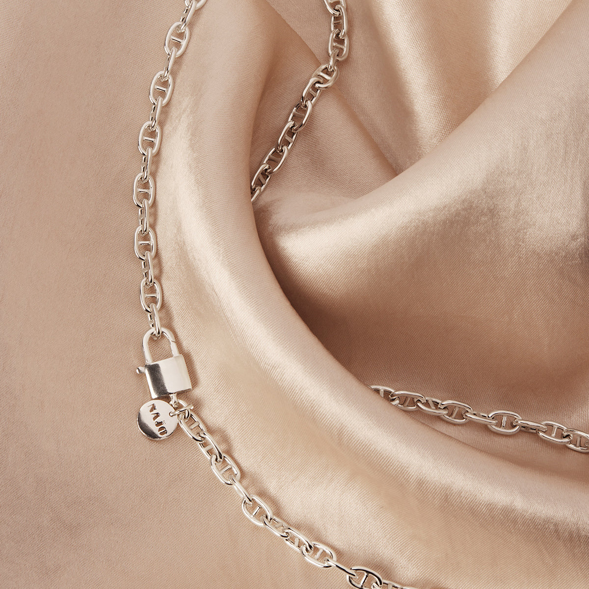 Najo Love Lock Silver Chain Necklace