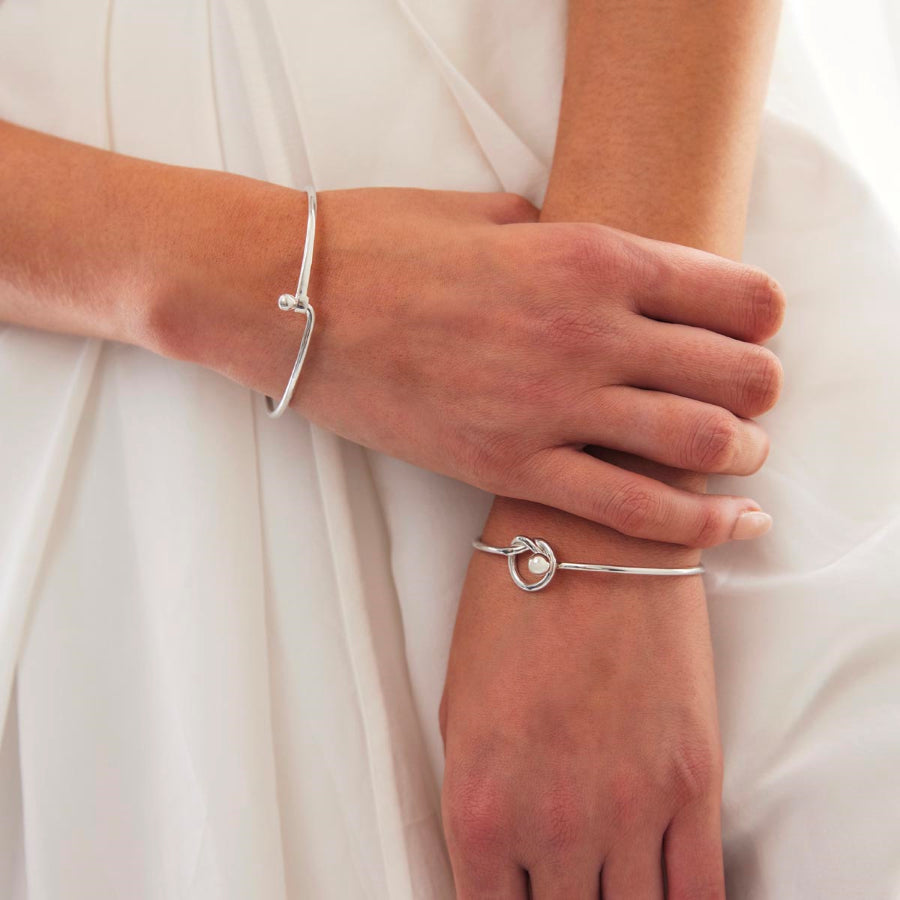 NAJO You're My Love Knot Bangle
