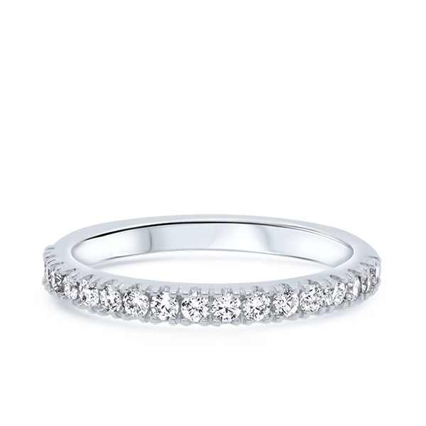 18ct 16-Diamond Wedding Band