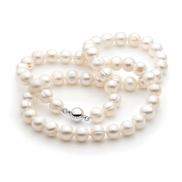 Ikecho Cyra Pearl Freshwater Pearl Necklace