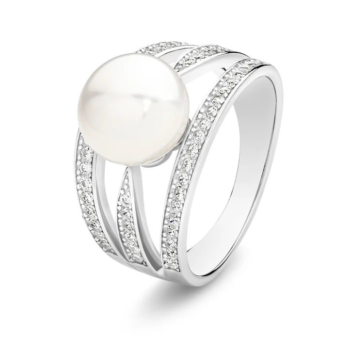 Ikecho Layla Freshwater Pearl Ring