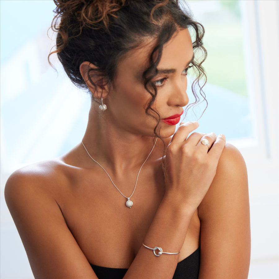 NAJO You're My Love Knot Bangle
