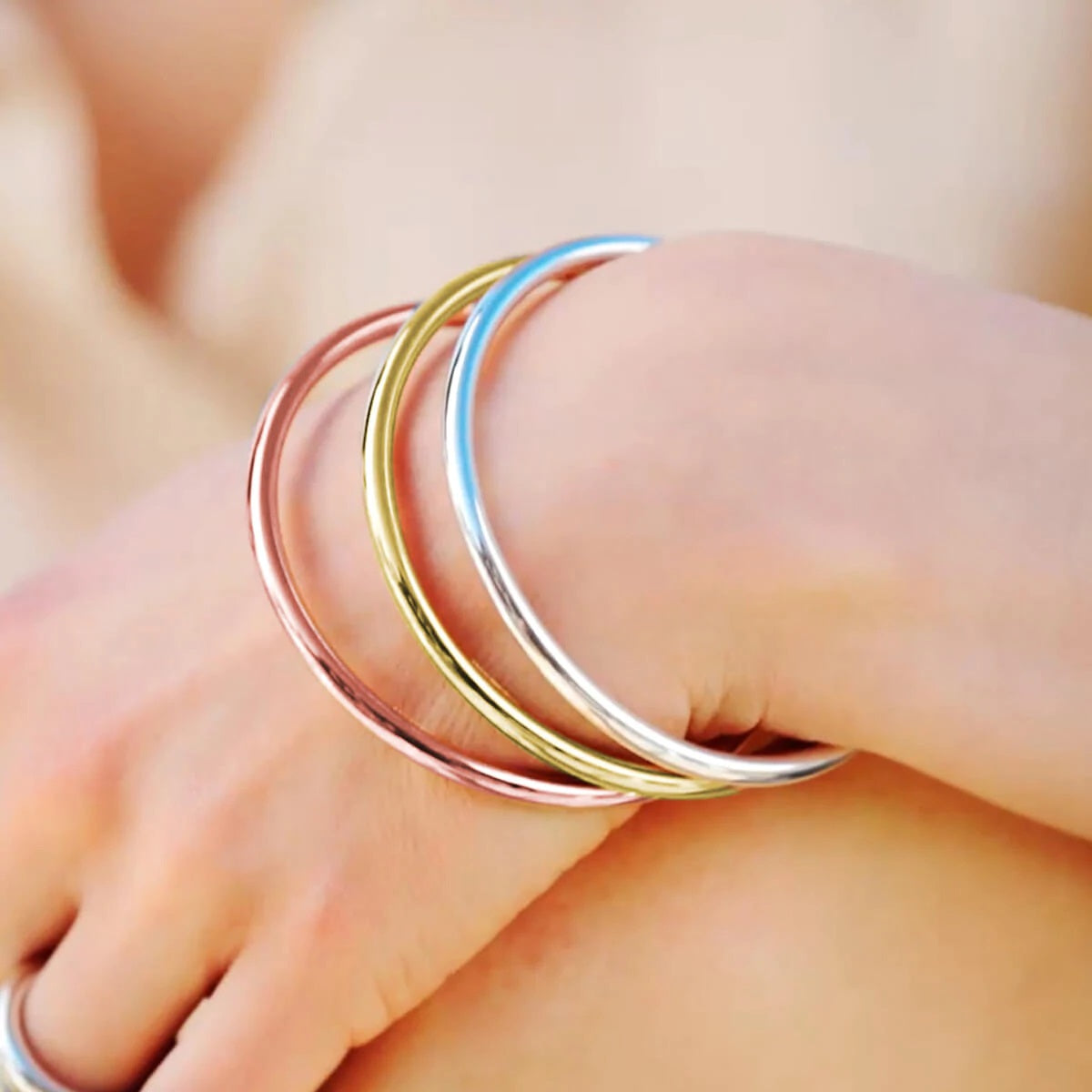 NAJO Simplicity Yellow Gold Bangle