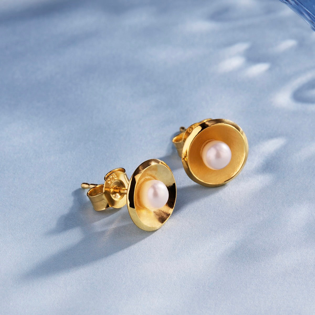 Najo Capri Yellow Gold Pearl Earrings